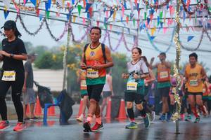 BIB: 15413, 11238
                            <button type="button" onclick="openModal(10062778)" class="btn btn-primary btn-sm float-right btn-popup" data-toggle="modal" data-target=".modal-high-quality">
                        <i class="fas fa-shopping-cart"></i> Add to Cart
                    </button>
                                            <button type="button" onclick="isThisMe(10062778, true)" class="btn btn-success btn-sm float-right btn-popup btn-isme hidden" data-toggle="tooltip" data-placement="bottom" title="นี่คือรูปของคุณใช่ไหม คลิกที่นี่เพื่อเอาเข้าอัลบั้ม">
                        <i class="fas fa-plus"></i> Add to album
                    </button>
                    <button type="button" onclick="isThisMe(10062778, false)" class="btn btn-warning btn-sm float-right btn-popup btn-isnotme hidden">
                        <i class="fas fa-ban"></i> Remove from album
                    </button>